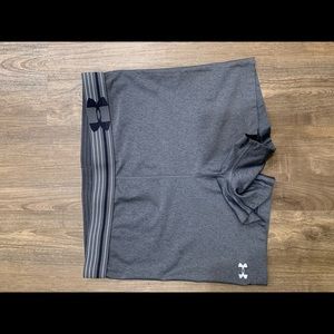 Gray under armour volleyball shorts